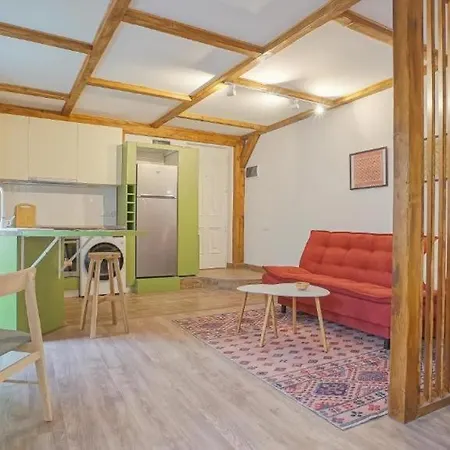 Apartment Old Town Refuge
