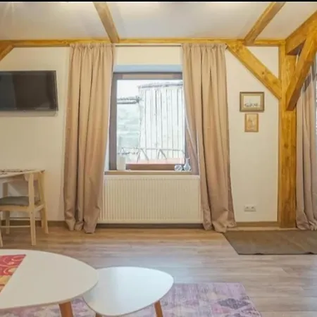 Old Town Refuge Apartment *